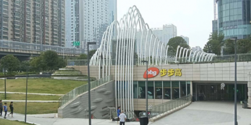亚洲最大不锈钢灯光雕塑星环雕塑亮相长沙(图1)